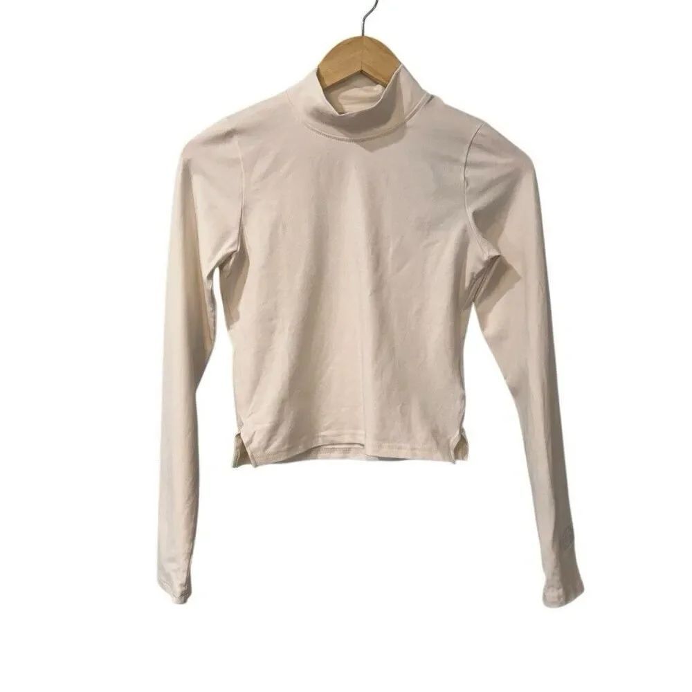 NWT The North Face Long Sleeve Evolution Fitted Small Gardenia White